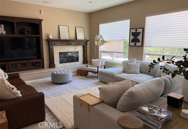 10 Prescott, Aliso Viejo CA: https://media.crmls.org/medias/214e7ab6-777e-4f2f-9b38-7af84f30b7c9.jpg
