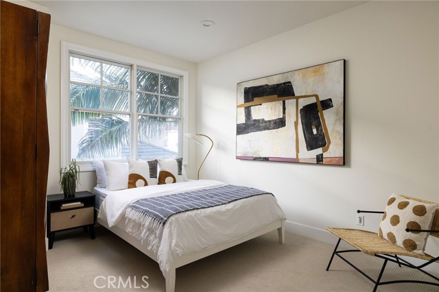 Detail Gallery Image 30 of 38 For 30 Long Bay, Newport Beach,  CA 92660 - 4 Beds | 3/1 Baths