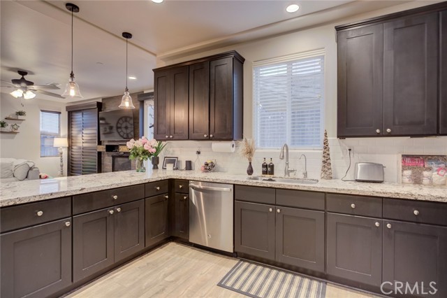 Detail Gallery Image 9 of 30 For 120 Village Cir, Pismo Beach,  CA 93449 - 3 Beds | 2/1 Baths