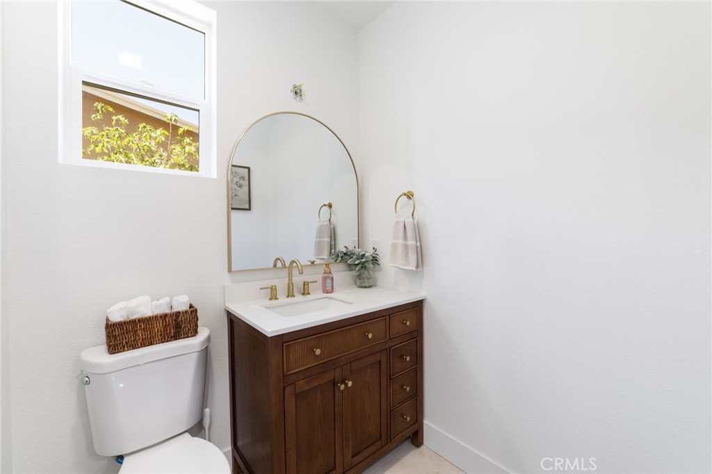 MLS #OC25274764 image #32