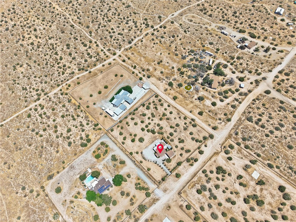 https://media.crmls.org/medias/215071e0-eeeb-4772-a27f-dc1632ac052b.jpg?preset=X-Large