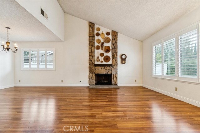 22714 Stagg, West Hills CA: https://media.crmls.org/medias/215079a9-b324-4ea6-9797-9e7ac9f8961a.jpg