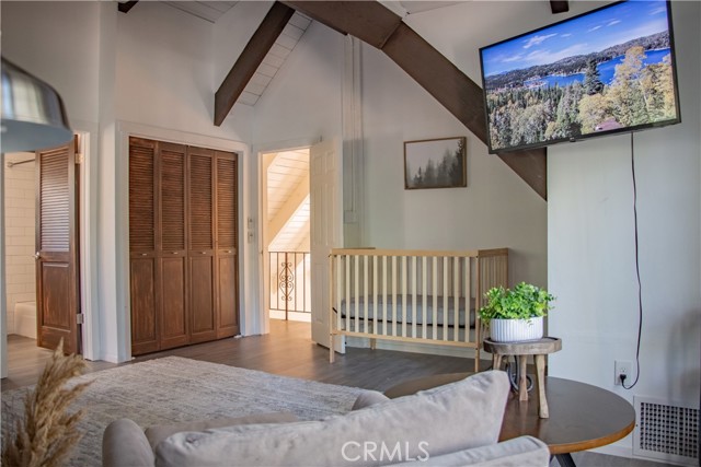 31583 Circle View Drive, Running Springs CA: https://media.crmls.org/medias/2151081e-33df-48ff-a6ff-222ef0397459.jpg