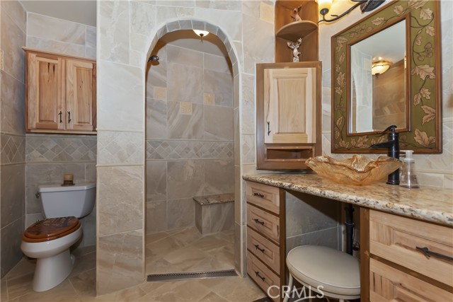 Detail Gallery Image 29 of 50 For 27380 Oakwood Dr, Lake Arrowhead,  CA 92352 - 3 Beds | 3 Baths