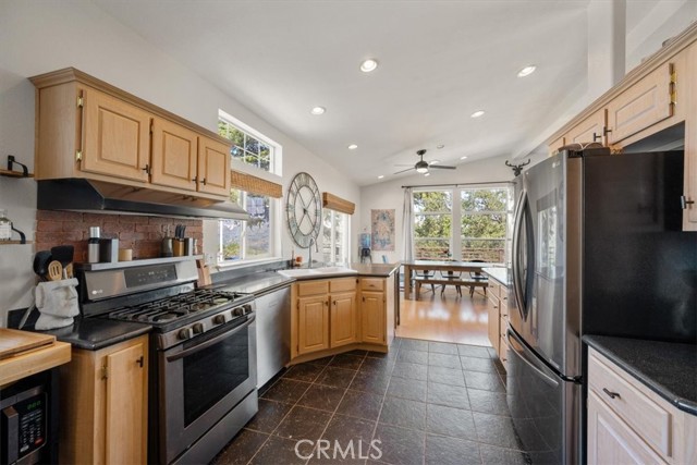 5990 Sunny Glen, Paso Robles CA: https://media.crmls.org/medias/2151bde3-20ff-4601-82cc-042f9af9d24f.jpg