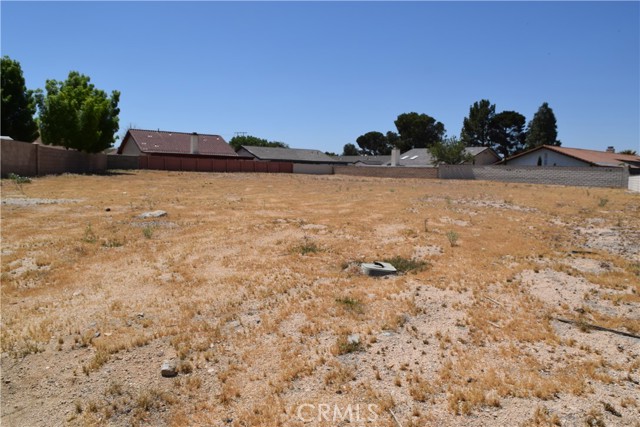 18601 Catalina Road, Victorville, California 92395, ,Land,For Sale,18601 Catalina Road,CRHD22075786