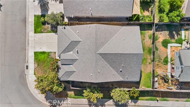 2052 W Solis Street, Merced CA: https://media.crmls.org/medias/2152511d-3205-43ed-8e17-5e33a7adab79.jpg