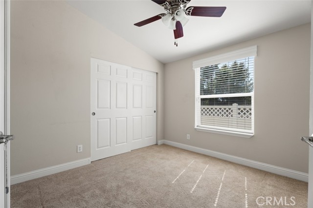 2239 Black Canyon Rd, Ramona CA: https://media.crmls.org/medias/21525dfc-d065-42ba-82be-4b7c518eb16d.jpg