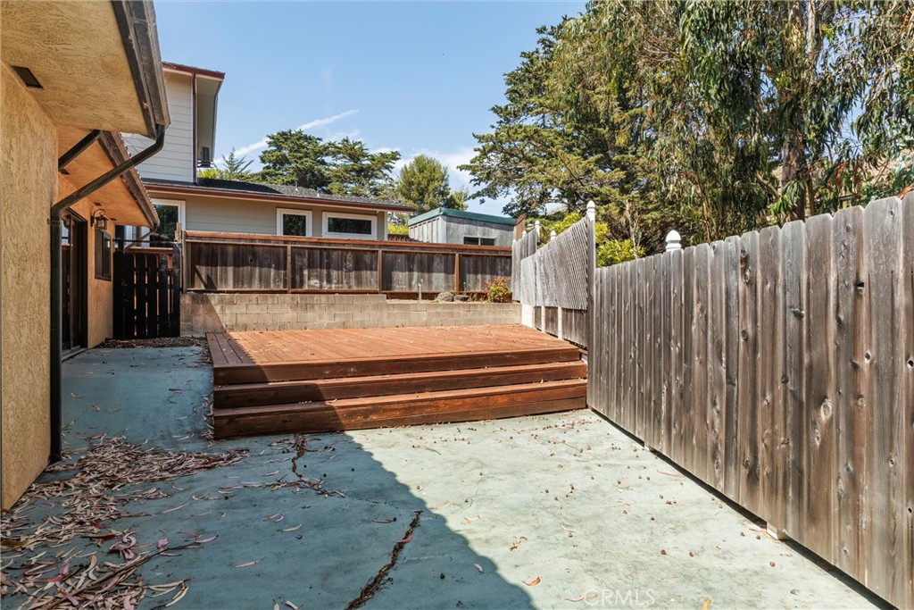 285 Bakersfield Avenue