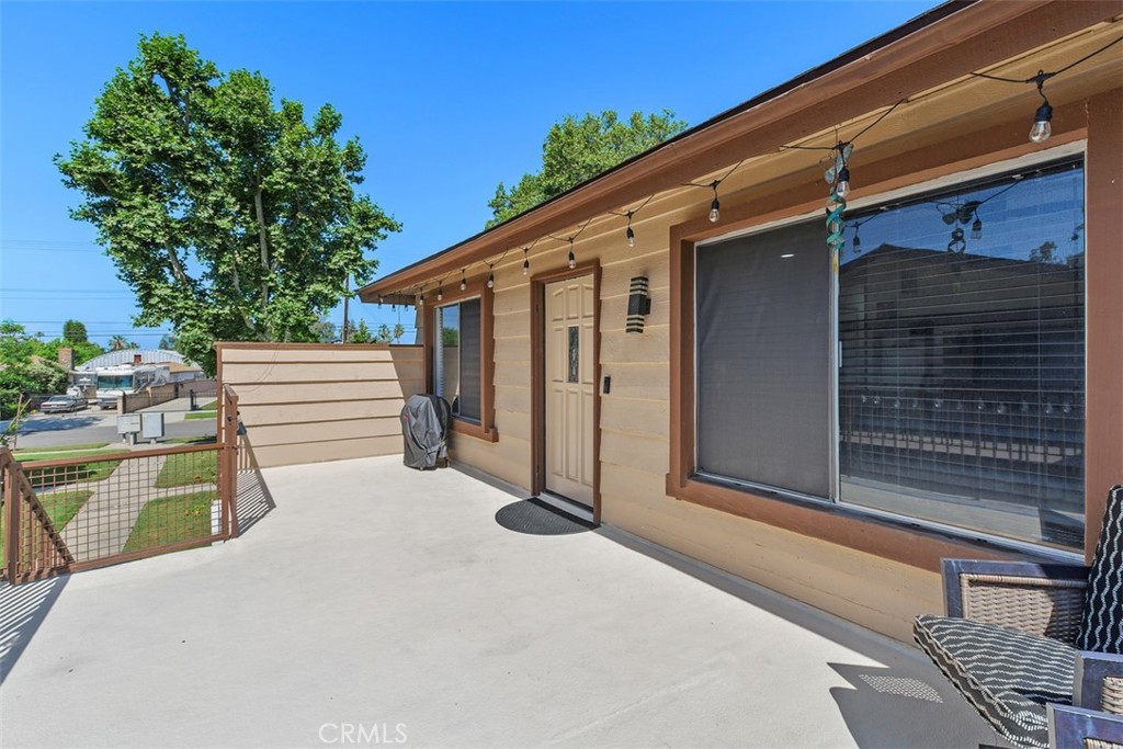 2139 S Magnolia Avenue