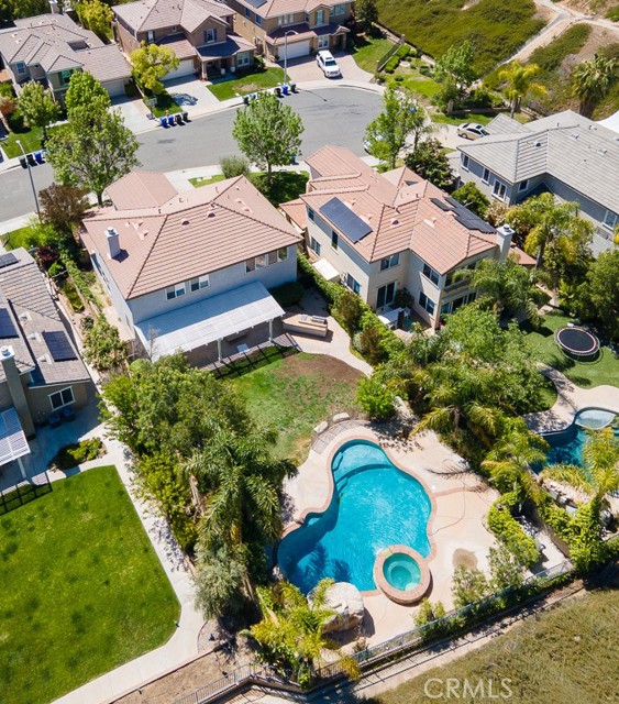 23857 Rio Rancho Way, Valencia CA: https://media.crmls.org/medias/2153099a-a2b0-416d-a2f2-06476f28bab2.jpg