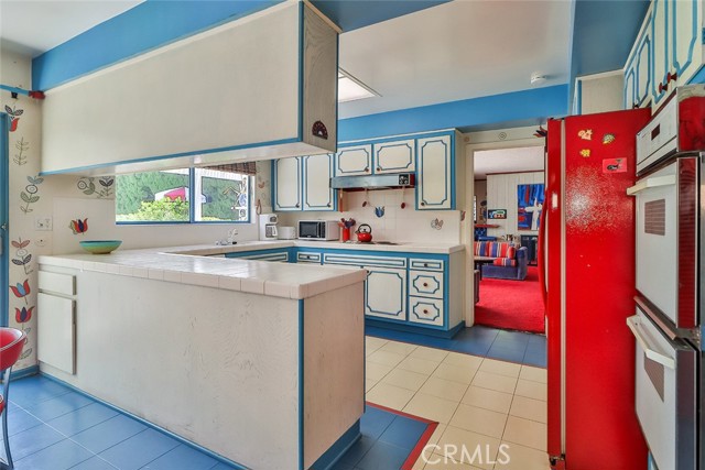 17313 Citronia Street, Northridge CA: https://media.crmls.org/medias/21536076-7f53-4d40-9731-f3bd53bf6f8a.jpg