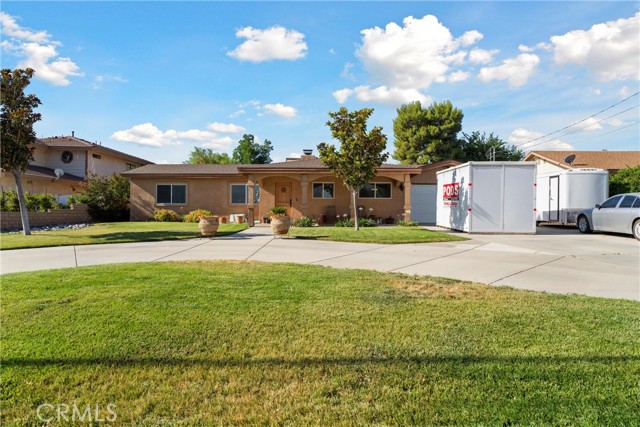 5622 W Avenue M4, Lancaster CA: https://media.crmls.org/medias/215386e3-b79d-4c39-b3f8-74b59682de47.jpg