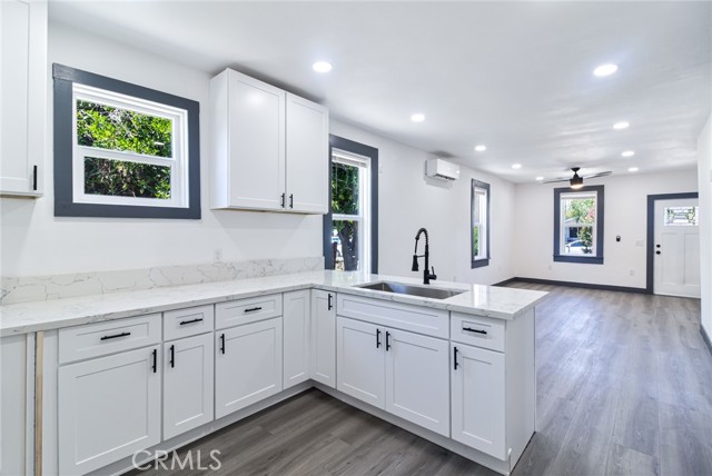 1235 Spruce Street, San Bernardino CA: https://media.crmls.org/medias/21539762-1c27-4e20-bb78-061f3c189669.jpg