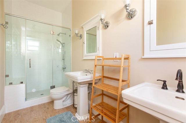 1417 Monterey Avenue, Monrovia CA: https://media.crmls.org/medias/2153ac0c-530f-4847-912d-8a99efb3e993.jpg