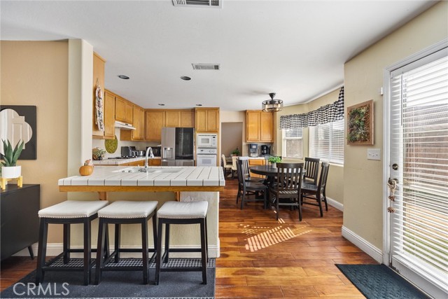 Detail Gallery Image 15 of 39 For 9711 Touchstone, Bakersfield,  CA 93311 - 6 Beds | 3 Baths