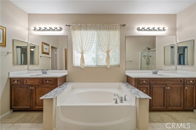Detail Gallery Image 17 of 28 For 30505 Canyon Hills Rd #1205,  Lake Elsinore,  CA 92532 - 3 Beds | 2/1 Baths