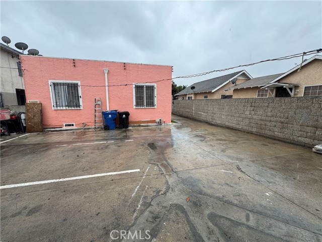 Detail Gallery Image 17 of 21 For 529 W 56th St, Los Angeles,  CA 90037 - – Beds | – Baths