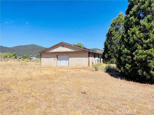 10500 Steinhoff Road, Frazier Park CA: https://media.crmls.org/medias/215722d4-e245-443c-b9ae-33800169a419.jpg