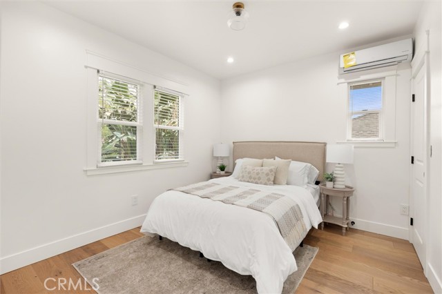 Detail Gallery Image 26 of 46 For 5850 Burwood Ave, Los Angeles,  CA 90042 - 3 Beds | 2 Baths