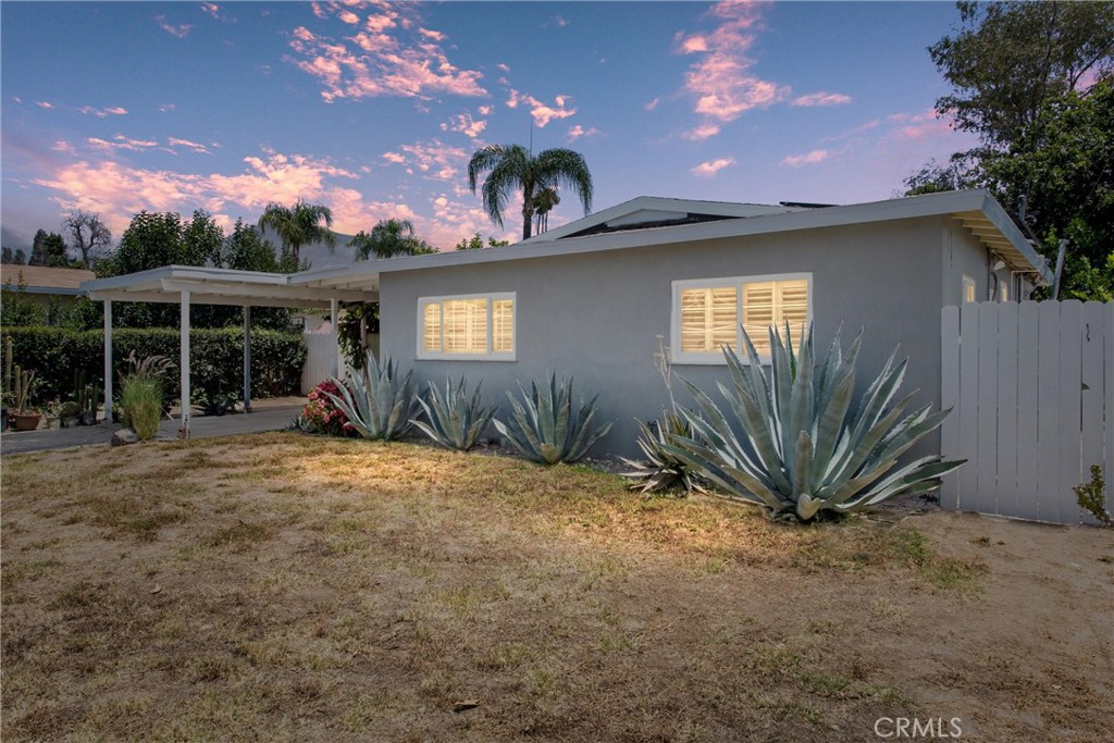 6763 Lynwood Way