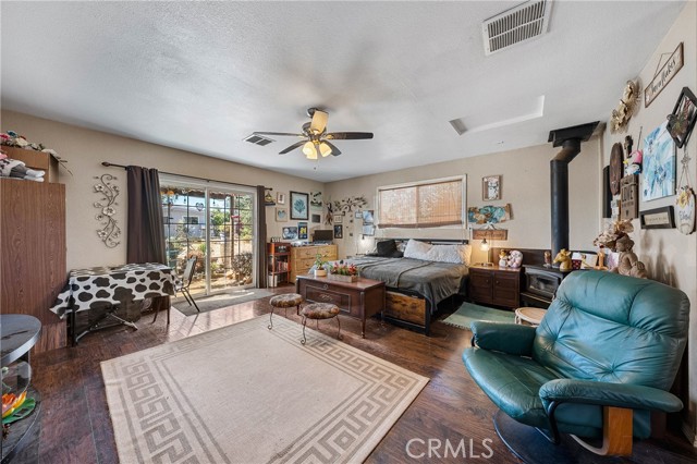 15000 Gray Pine Road, Lower Lake CA: https://media.crmls.org/medias/2157dd63-09e8-4466-941f-b4440edda36b.jpg