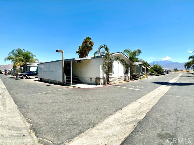 Detail Gallery Image 6 of 15 For 1097 State #542,  Hemet,  CA 92543 - 4 Beds | 2 Baths