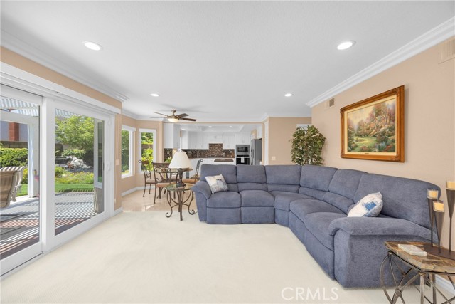 13614 Destino Place, Cerritos CA: https://media.crmls.org/medias/2158b6bf-0ef4-4670-b7d9-270c11035e1e.jpg