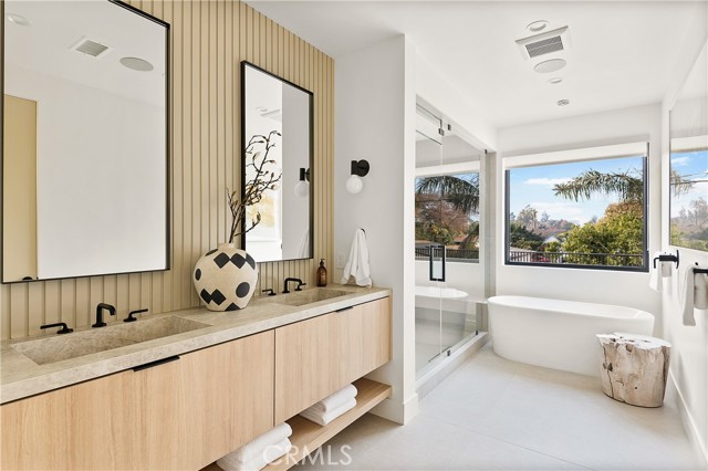 Detail Gallery Image 19 of 29 For 12213 Allin Street, Culver City,  CA 90230 - 4 Beds | 4/1 Baths