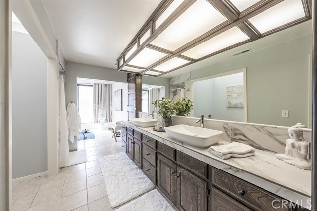 Detail Gallery Image 38 of 69 For 26 Seasons Ct, Madera,  CA 93637 - 3 Beds | 1/2 Baths