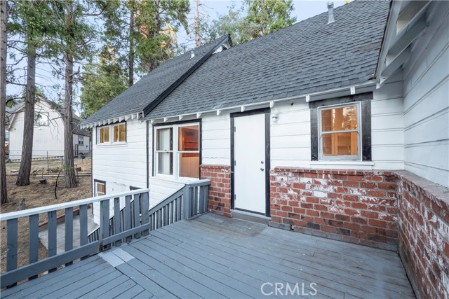 Detail Gallery Image 8 of 46 For 968 Ca-189, Twin Peaks,  CA 92391 - 3 Beds | 1/1 Baths