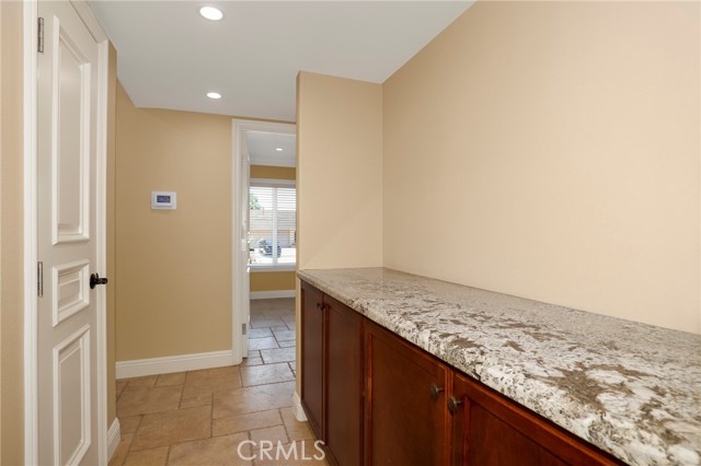 3257 N Big Sky Drive, Thousand Oaks CA: https://media.crmls.org/medias/215b2683-0d6c-4a77-ad61-4f2fc8d08c8c.jpg