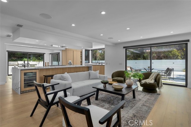 Drew Fenton | 17433 Camino De Yatasto Pacific Palisades CA | MLS: 7355290