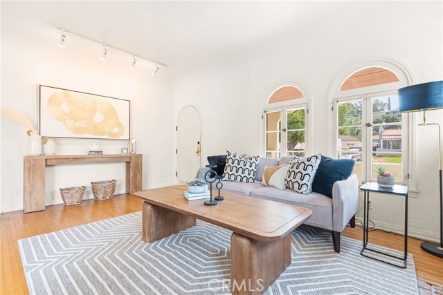 Detail Gallery Image 5 of 29 For 127 Westmont Dr, Alhambra,  CA 91801 - 3 Beds | 2 Baths
