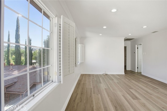 Detail Gallery Image 16 of 39 For 2260 Cazador Dr, Los Angeles,  CA 90065 - 2 Beds | 1 Baths