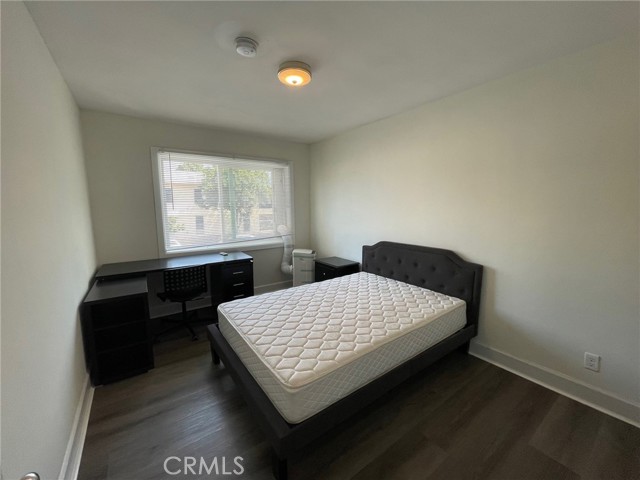 Detail Gallery Image 12 of 17 For 1250 W 37th St #5,  Los Angeles,  CA 90007 - 3 Beds | 1 Baths