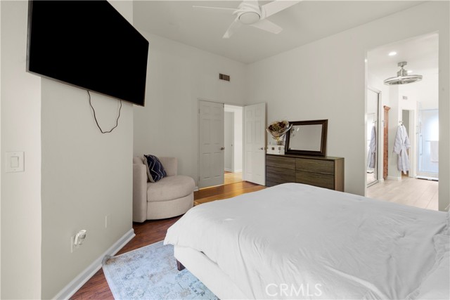 6118 E Garnet Circle, Anaheim CA: https://media.crmls.org/medias/215c75c8-41df-4e21-a0c0-909ab87a432a.jpg