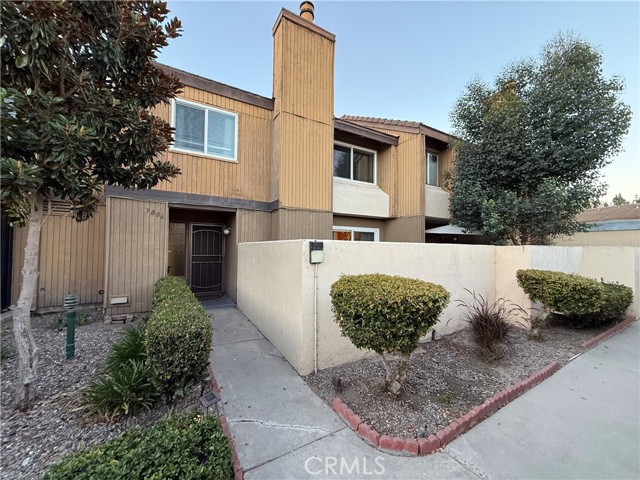 Detail Gallery Image 3 of 31 For 1371 S Walnut St #3006,  Anaheim,  CA 92802 - 2 Beds | 1/1 Baths