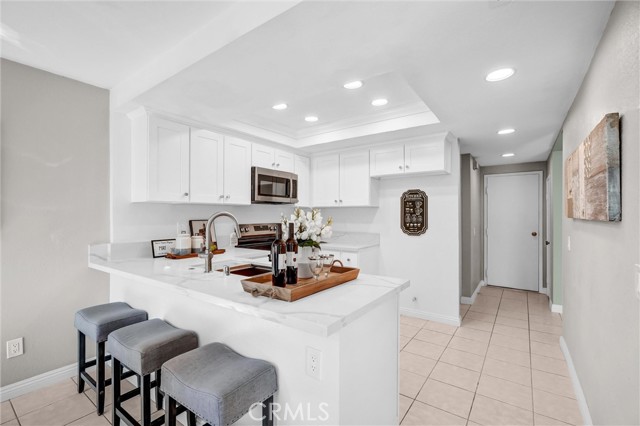 Detail Gallery Image 18 of 48 For 913 Whitewater, Fullerton,  CA 92833 - 2 Beds | 2/1 Baths