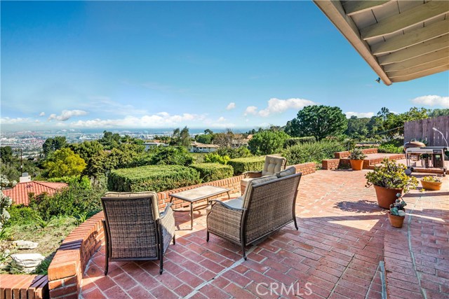 29052 Clevis Road, Rancho Palos Verdes, California 90275, 3 Bedrooms Bedrooms, ,2 BathroomsBathrooms,Residential,Sold,Clevis,PV17057815