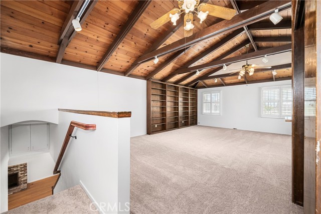 Image 21 of 28 For 1135 Catalina Ave.