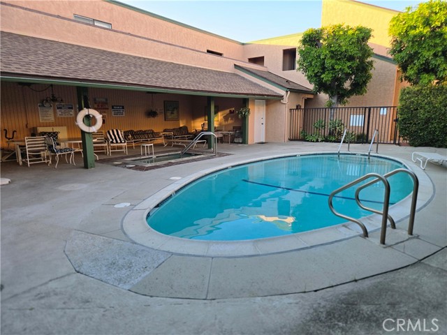 Detail Gallery Image 16 of 17 For 1126 Fairview #106,  Arcadia,  CA 91007 - 2 Beds | 2 Baths