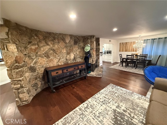 1571 E Palm, Covina CA: https://media.crmls.org/medias/215e22b6-f4d4-4493-b51a-cde51ab8014f.jpg