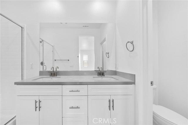 Detail Gallery Image 12 of 39 For 3476 Smith St, Jurupa Valley,  CA 92509 - 4 Beds | 2 Baths