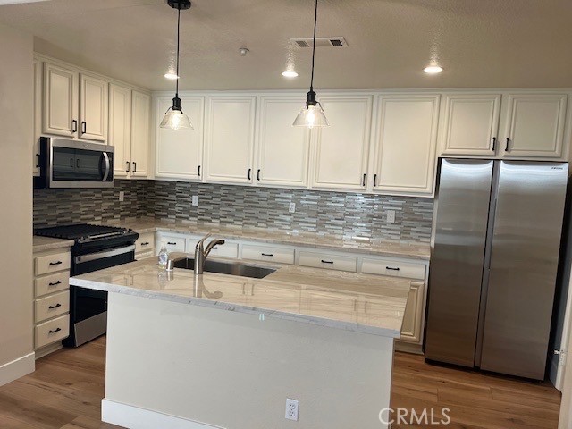 Detail Gallery Image 5 of 12 For 28042 via De Costa, San Juan Capistrano,  CA 92675 - 3 Beds | 2/1 Baths