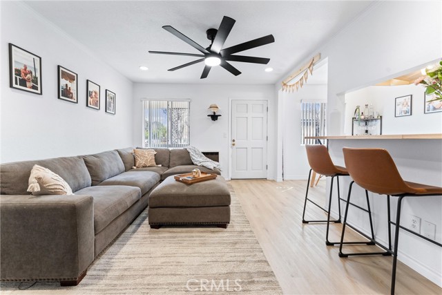 Detail Gallery Image 5 of 24 For 660 S Glassell St #14,  Orange,  CA 92866 - 1 Beds | 1 Baths