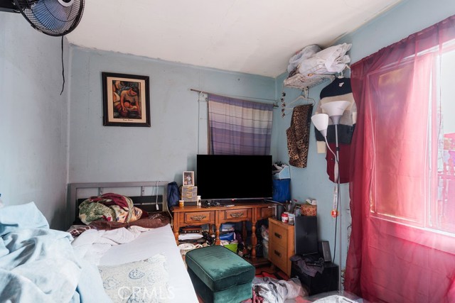 635 W Avenue 28, Los Angeles CA: https://media.crmls.org/medias/2160fd35-6f27-484e-aafb-801423c8e80f.jpg