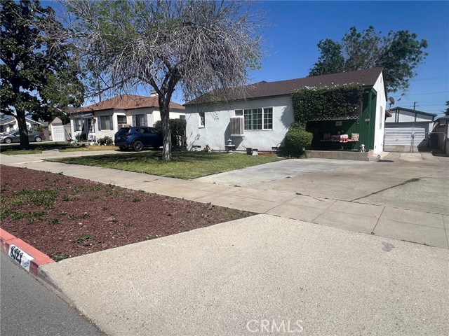 Detail Gallery Image 2 of 16 For 8323 Emerald Ave, Fontana,  CA 92335 - 2 Beds | 1 Baths