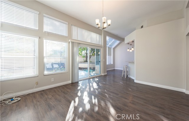 Detail Gallery Image 9 of 30 For 29 Almeria, Irvine,  CA 92614 - 4 Beds | 3 Baths