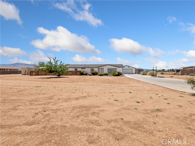 Detail Gallery Image 39 of 45 For 23099 Lucilla Rd, Apple Valley,  CA 92308 - 3 Beds | 2/1 Baths